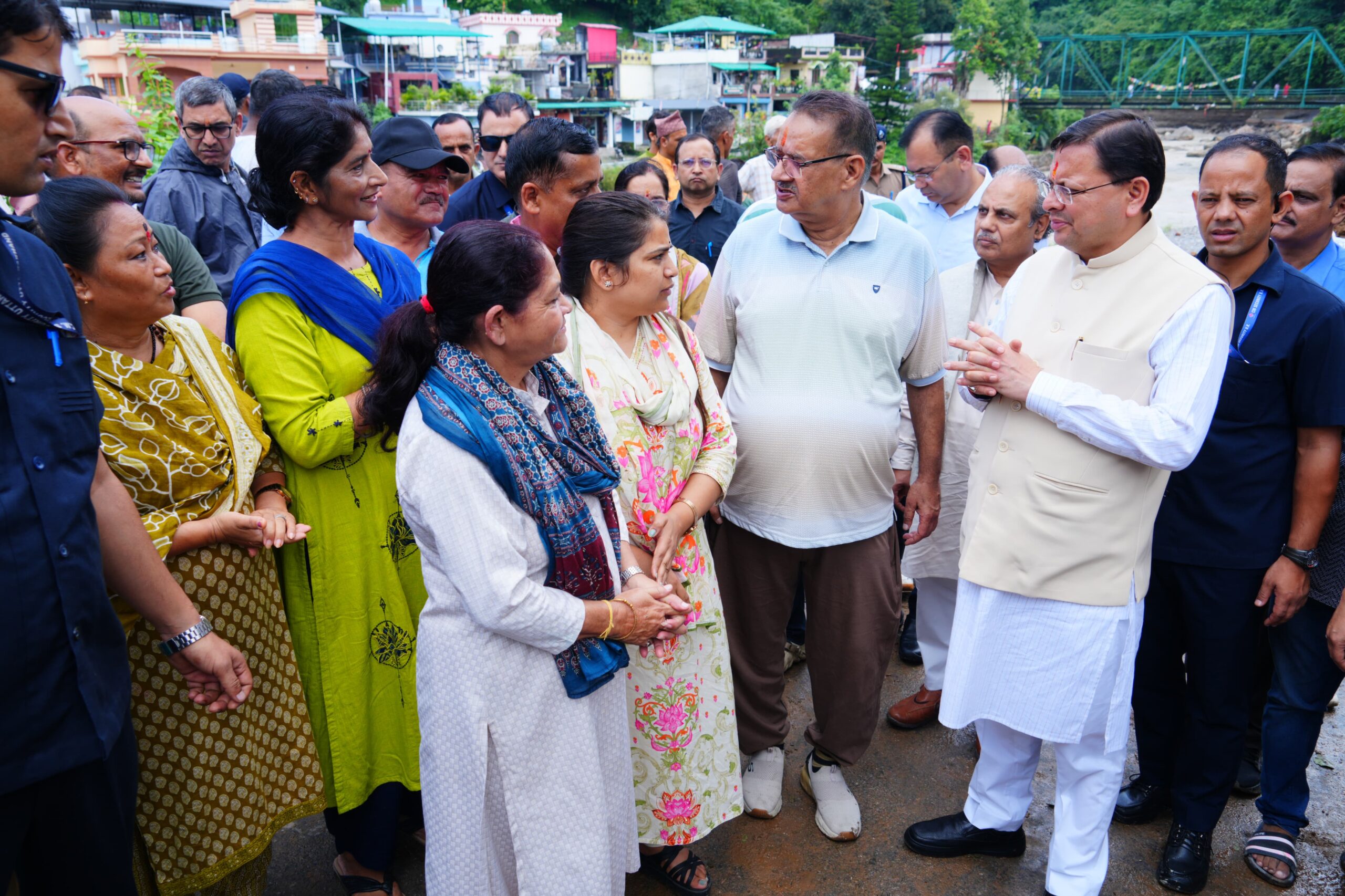 IMG-20250918-WA0087-scaled Uttarakhand Rain Disaster 2025: सीएम पुष्कर सिंह धामी ने आपदा प्रभावित क्षेत्रों का दौरा कर अधिकारियों को दिए सख्त निर्देश
