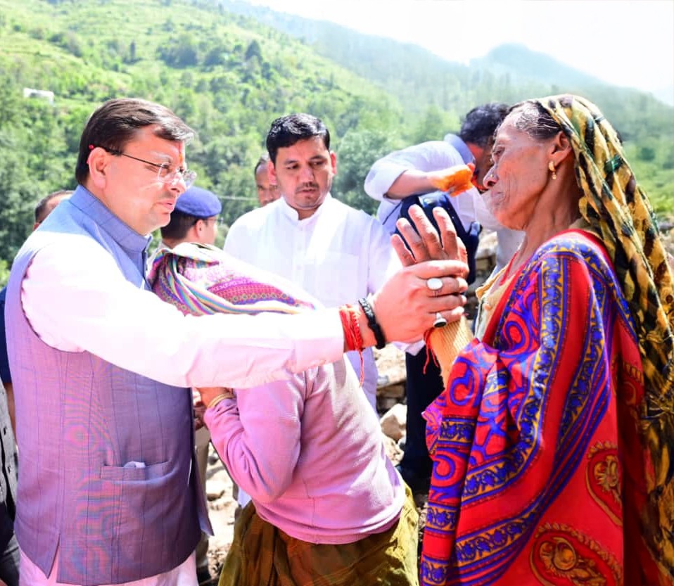IMG-20250920-WA0035 चमोली आपदा: सीएम धामी ने किया प्रभावित क्षेत्रों का निरीक्षण, मृतकों के परिजनों को ₹5 लाख की सहायता