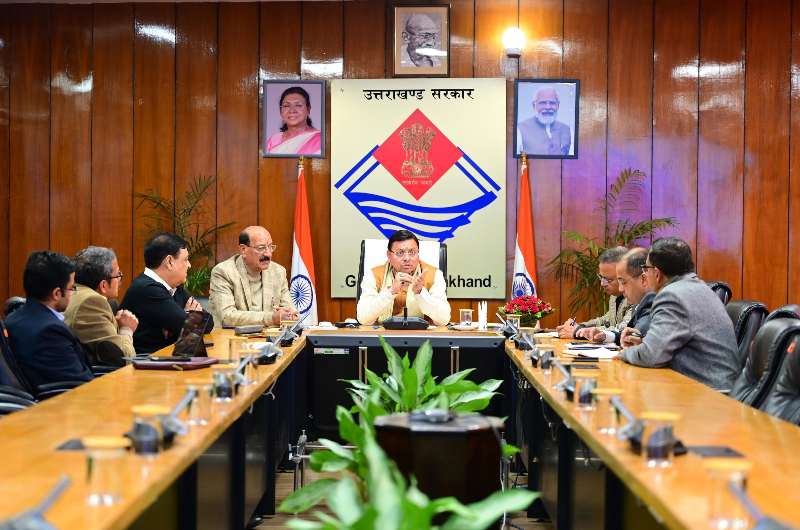 IMG-20251211-WA0075-scaled मानव-वन्यजीव संघर्ष पर सख्त सीएम धामी: स्कूली बच्चों के लिए एस्कॉर्ट सुविधा