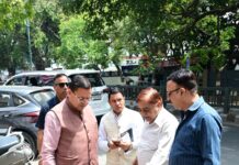 जन शिकायत पर एक्शन: सीएम धामी खुद पहुंचे मौके पर, अधिकारियों को दिखाई जमीनी हकीकत