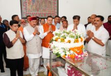मुख्यमंत्री धामी ने पूर्व सीएम बीसी खंडूरी को दी श्रद्धांजलि, कहा- उत्तराखंड ने खोया जनप्रिय नेता