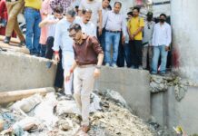 रिस्पना को नया जीवन देने की तैयारी, 12 जेसीबी और 15 डम्परों से चल रहा सफाई अभियान