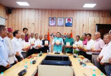 ‘सेवा विधि’ पुस्तक का विमोचन: सरकारी सेवा नियमों की संपूर्ण जानकारी एक ही पुस्तक में