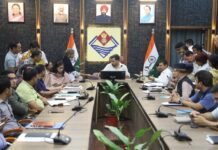 समाधान दिवस में डीएम ने सुनीं 109 शिकायतें, अधिकांश मामलों का मौके पर निस्तारण