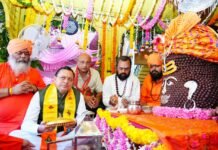 टपकेश्वर महादेव की भव्य शोभायात्रा में शामिल हुए CM धामी, प्रदेश की सुख-समृद्धि की कामना