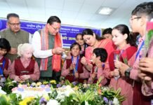 मुख्यमंत्री धामी ने दिव्यांग बच्चों के बीच मनाया जन्म दिवस, कहा- बच्चों का स्नेह सबसे खास उपहार