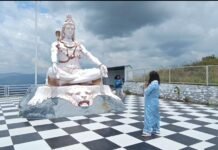 मटोगी का ध्यान धारेश्वर महादेव मंदिर बना आस्था का केंद्र, पहाड़ों के बीच योग-ध्यान और प्रकृति का अनूठा संगम