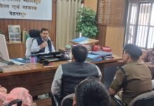 Paltan Bazaar Traffic Rules: पल्टन बाजार में 11 से 7 बजे तक वाहन प्रतिबंधित, व्यापारियों को निर्देश